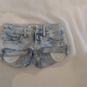 Daytrip Capricorn shorts size 25